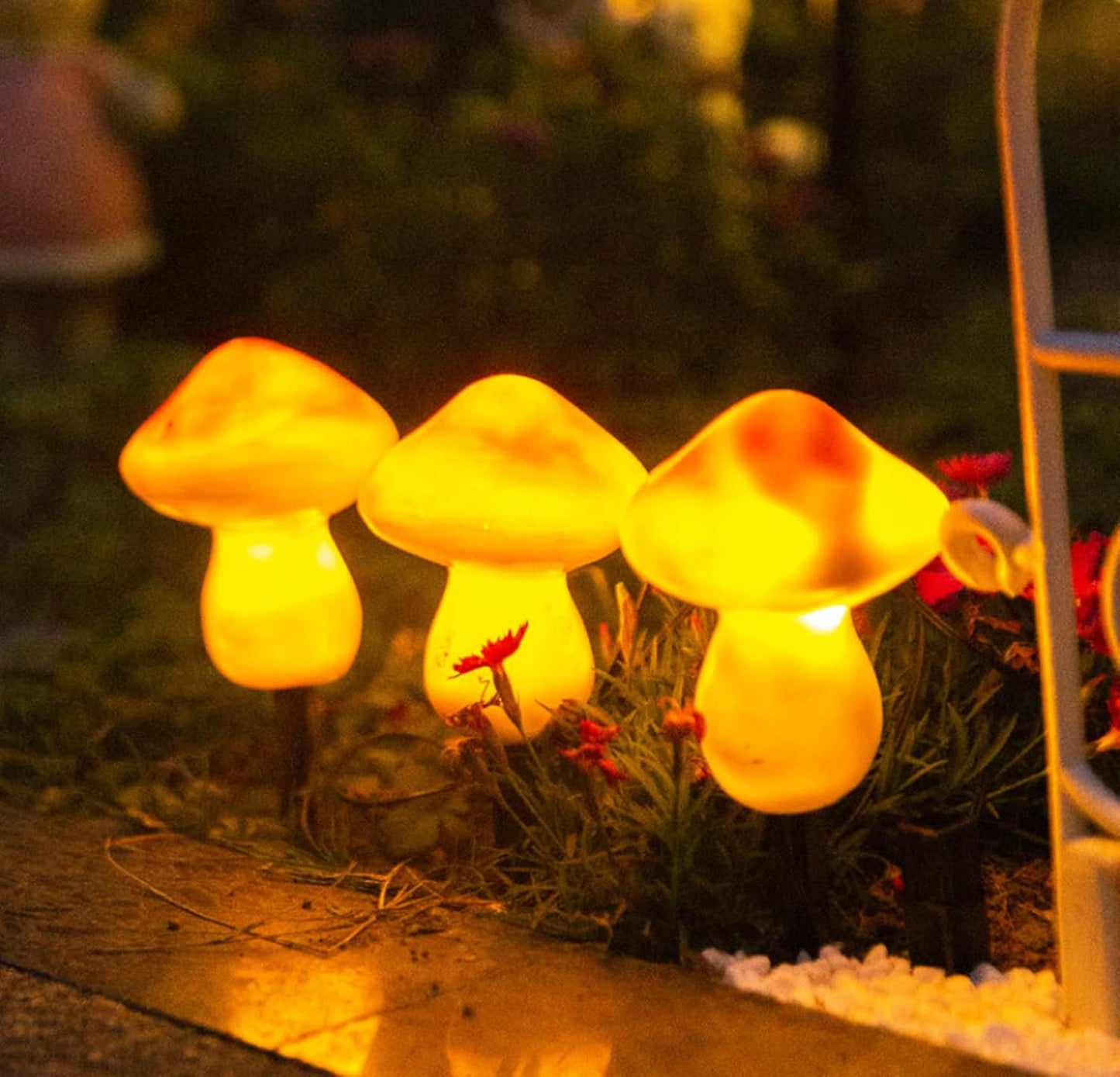 Outdoor Solar Garden Mushroom Lights - Mushroom Solar Lights Garden Stake Led Light Night Flashing Mushrooms Lamp Decor Backyard Path Lights(1-Pack of 3 Orange Mushroom Lights