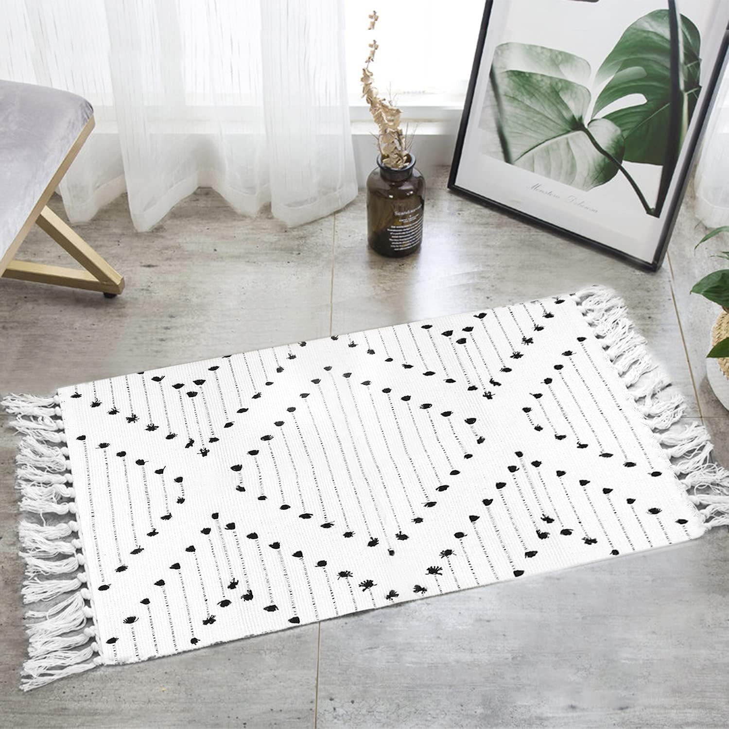 Boho Bathroom Rug 2'X 3' , Cotton Woven Washable Small Area Rugs with Tassels,Black and White Kitchen Rug Moroccan Tribal Throw Carpet Bath Mat Front Door for Living Room Kitchen Bedroom