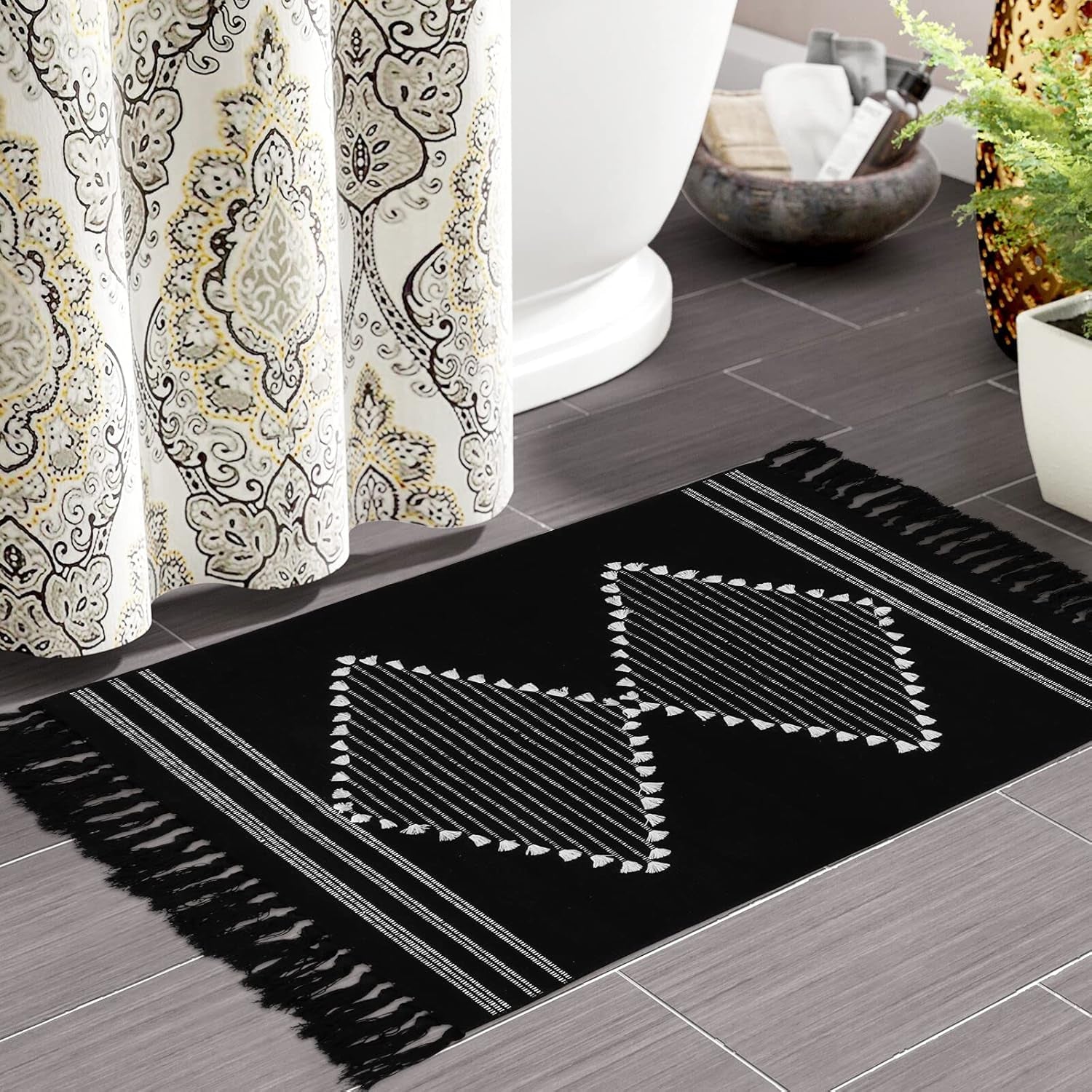 Boho Bathroom Rug 2'X3', Machine Washable Cotton Woven Area Rug with Geometric Tassels Decorative Indoor/Outdoor Mat Farmhouse Rug for Kitchen Laundry Living Room Bedroom(Black)