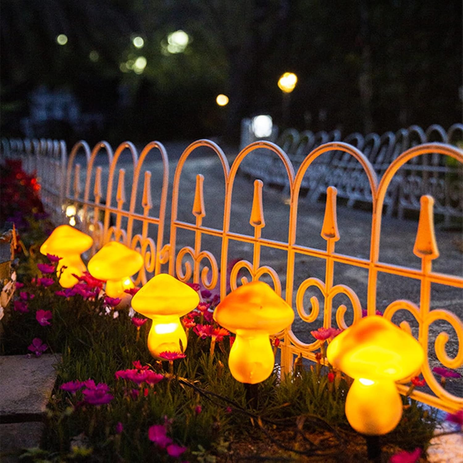 Outdoor Solar Garden Mushroom Lights - Mushroom Solar Lights Garden Stake Led Light Night Flashing Mushrooms Lamp Decor Backyard Path Lights（1-Pack of 3 Orange Mushroom Lights