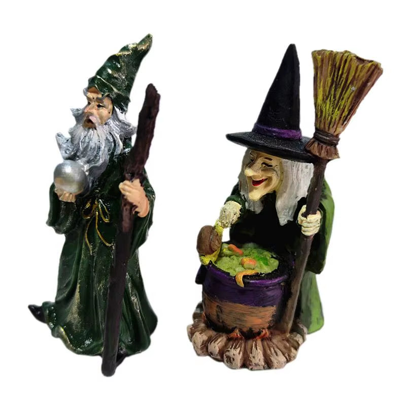 Halloween Decoration Figurine Wizard and Witch Ornaments Sand Table Decorations Desktop Ornament for Halloween Themed Parties