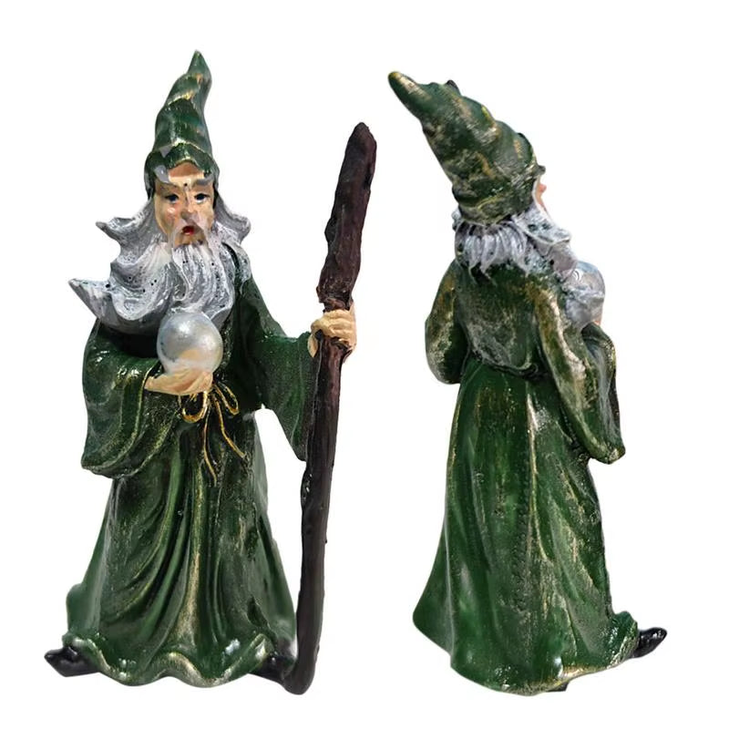 Halloween Decoration Figurine Wizard and Witch Ornaments Sand Table Decorations Desktop Ornament for Halloween Themed Parties