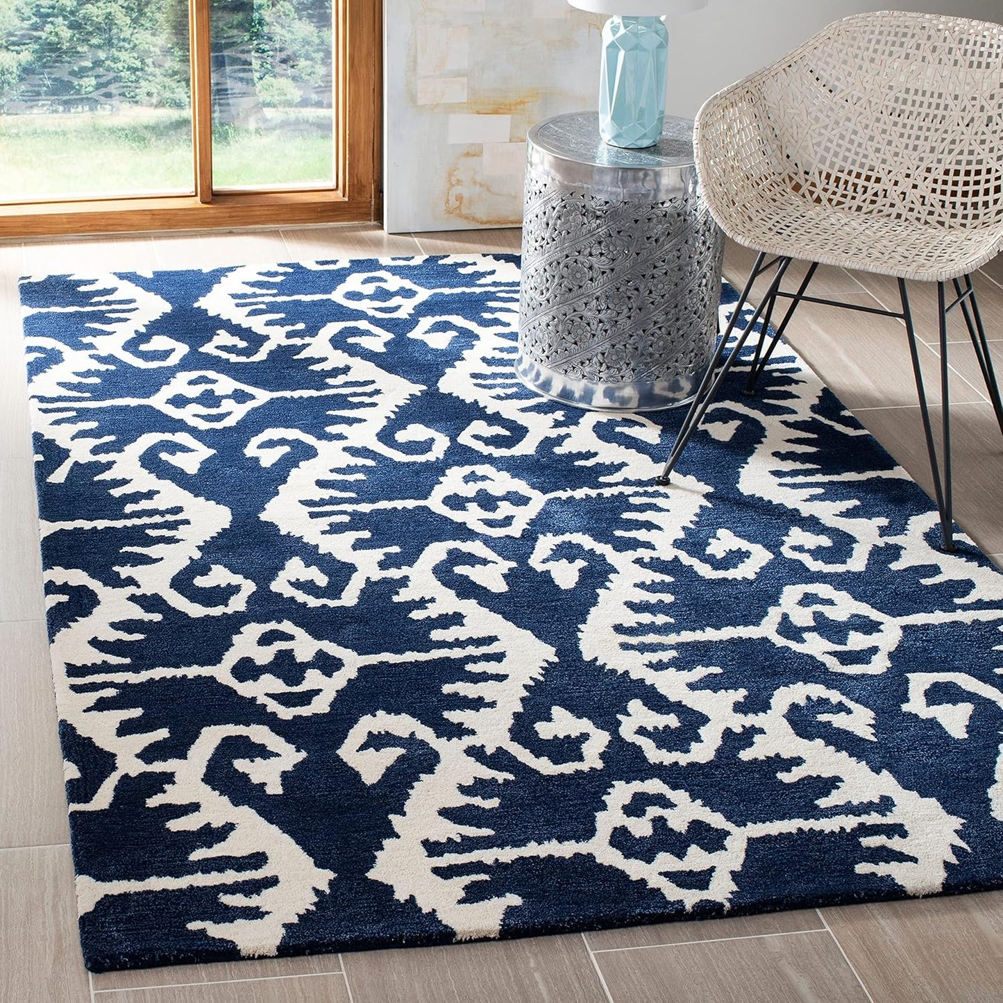 Wyndham Collection Accent Rug - 2'6" X 4', Royal Blue & Ivory, Handmade Modern Wool, Ideal for High Traffic Areas in Entryway, Living Room, Bedroom (WYD323C)