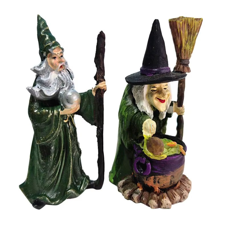 Halloween Decoration Figurine Wizard and Witch Ornaments Sand Table Decorations Desktop Ornament for Halloween Themed Parties