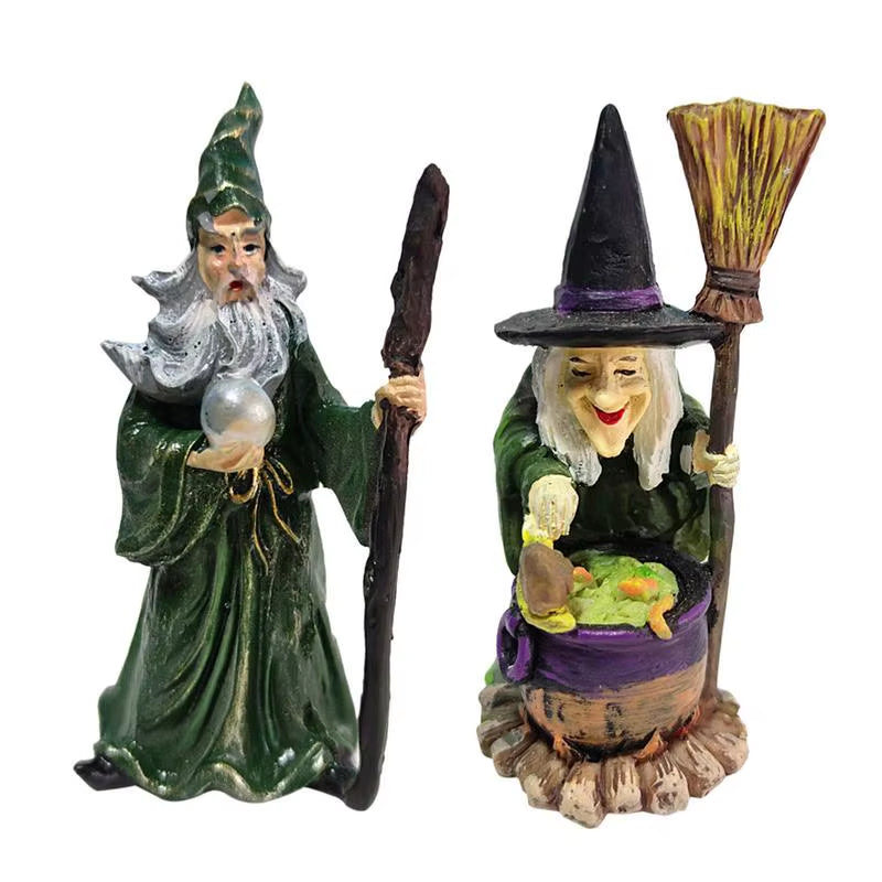 Halloween Decoration Figurine Wizard and Witch Ornaments Sand Table Decorations Desktop Ornament for Halloween Themed Parties
